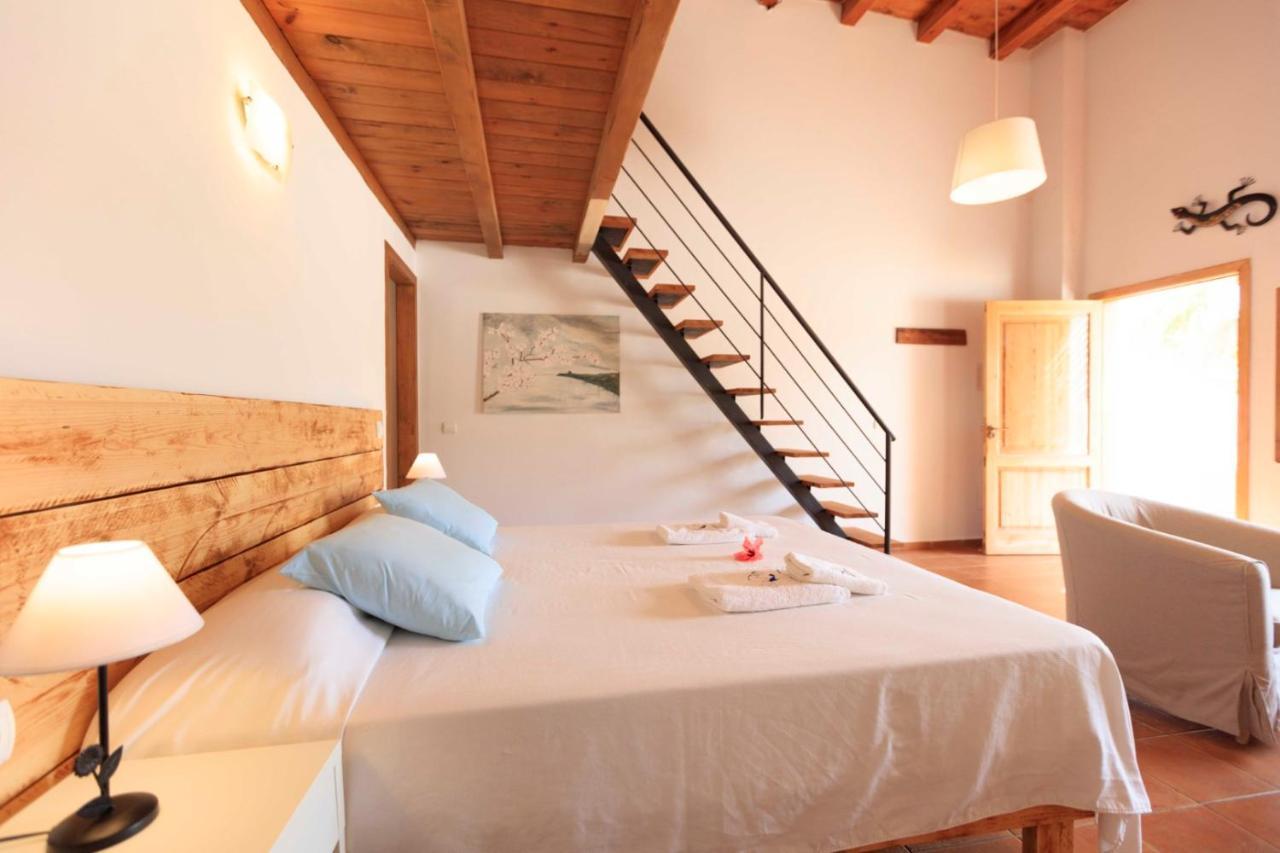 Es Pas Formentera Agroturismo Es Calo  Exterior photo