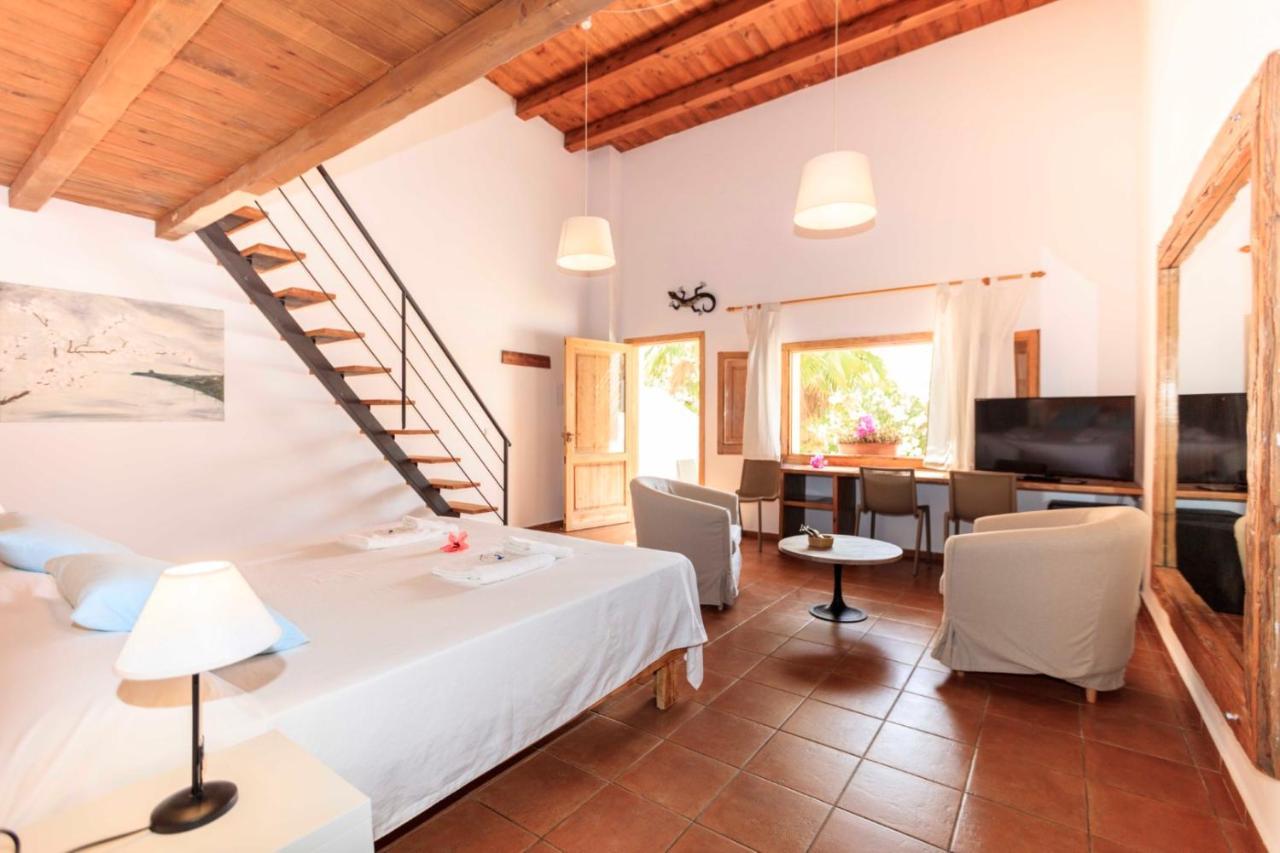Es Pas Formentera Agroturismo Es Calo  Exterior photo