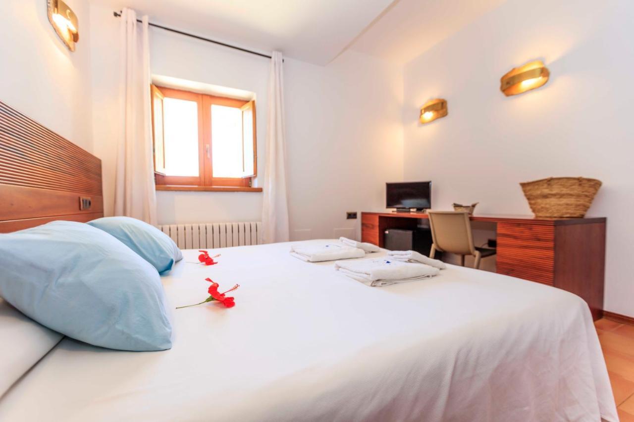 Es Pas Formentera Agroturismo Es Calo  Exterior photo